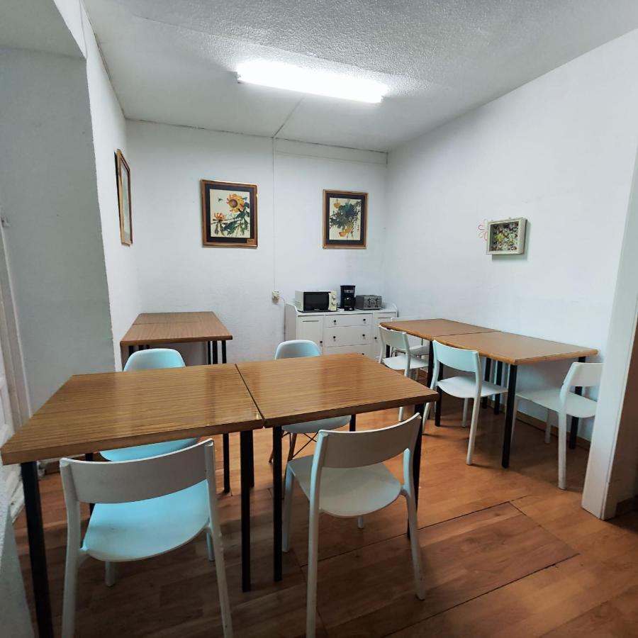 Residencia 14 Hotel Salamanca Bagian luar foto