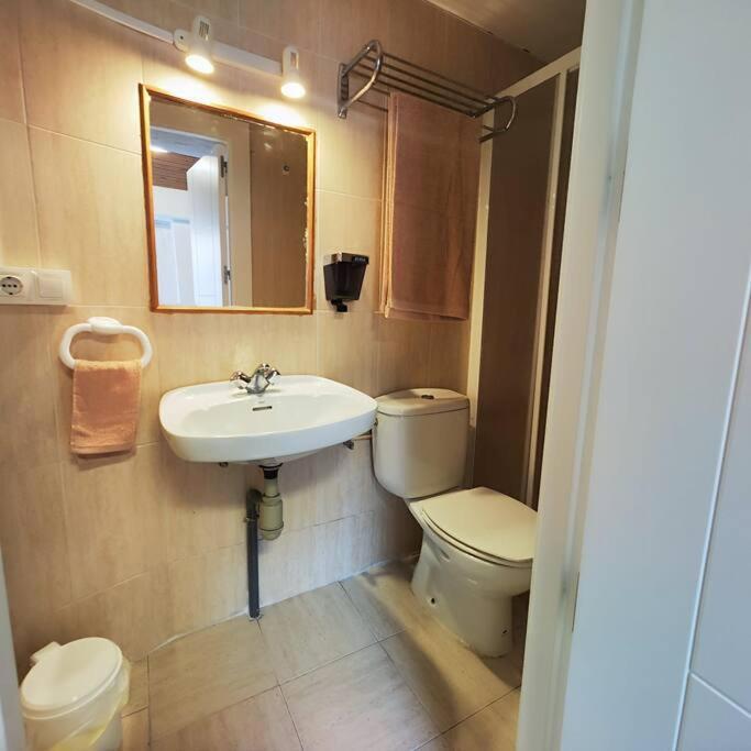 Residencia 14 Hotel Salamanca Bagian luar foto