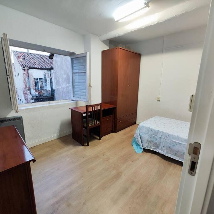Residencia 14 Hotel Salamanca Bagian luar foto