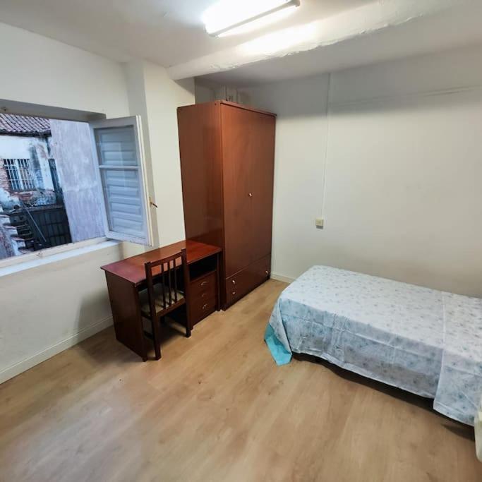 Residencia 14 Hotel Salamanca Bagian luar foto
